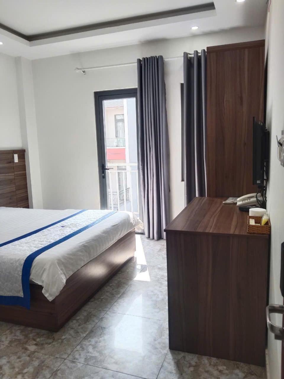 Hotel Tran Long ホーチミン市 エクステリア 写真